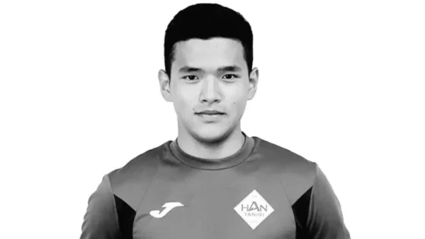 Қазақстанда футбол ойыншысы матч кезінде көз жұмды