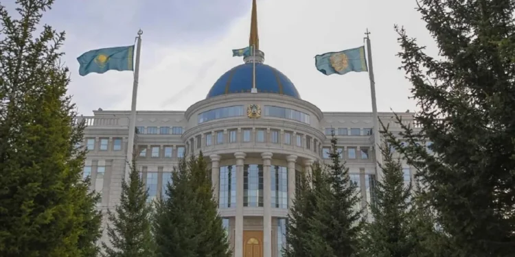 МЕМЛЕКЕТ БАСШЫСЫ Қ.ТОҚАЕВ АРАБ МЕМЛЕКЕТТЕРІНІҢ БАСШЫЛАРЫНА ХАТ ЖОЛДАДЫ