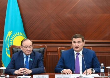 ҚЫЗЫЛОРДАДА ҚОРШАҒАН ОРТАНЫ ҚОРҒАУ, ЭКОЛОГИЯНЫ ЖАҚСАРТУ МӘСЕЛЕЛЕРІ ТАЛҚЫЛАНДЫ