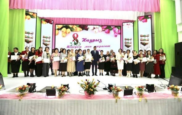 ШИЕЛІДЕ НӘЗІК ЖАНДЫЛАРДЫ АУДАН ӘКІМІ ҚҰТТЫҚТАДЫ