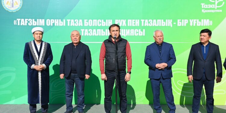 ҚЫЗЫЛОРДАДА ТАҒЗЫМ ОРЫНДАРЫНА ТАЗАЛЫҚ АҒАРТУ ЖҰМЫСТАРЫ ЖҮРГІЗІЛДІ