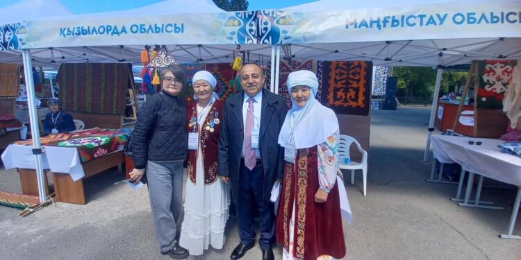 СЫРДЫҢ ШЕБЕР АНАСЫ «ҮЗДІК СЫРМАҚШЫ» АТАНДЫ